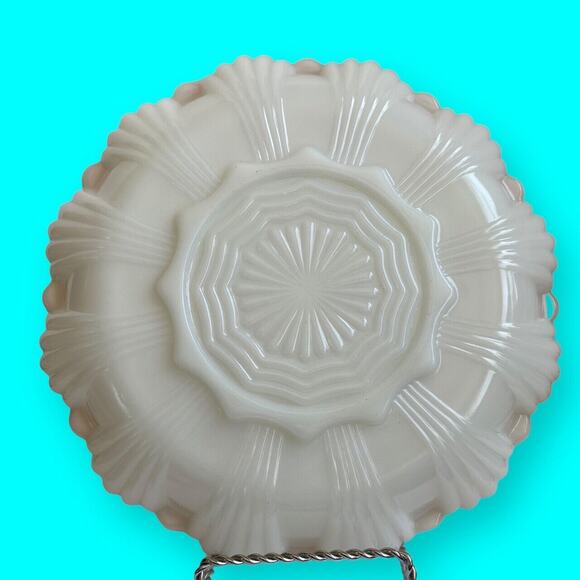 Vtg Milk Glass 3 Part Relish Dish Anchor Hocking Fire-King 22K Gold Trim 10” - Picture 4 of 6